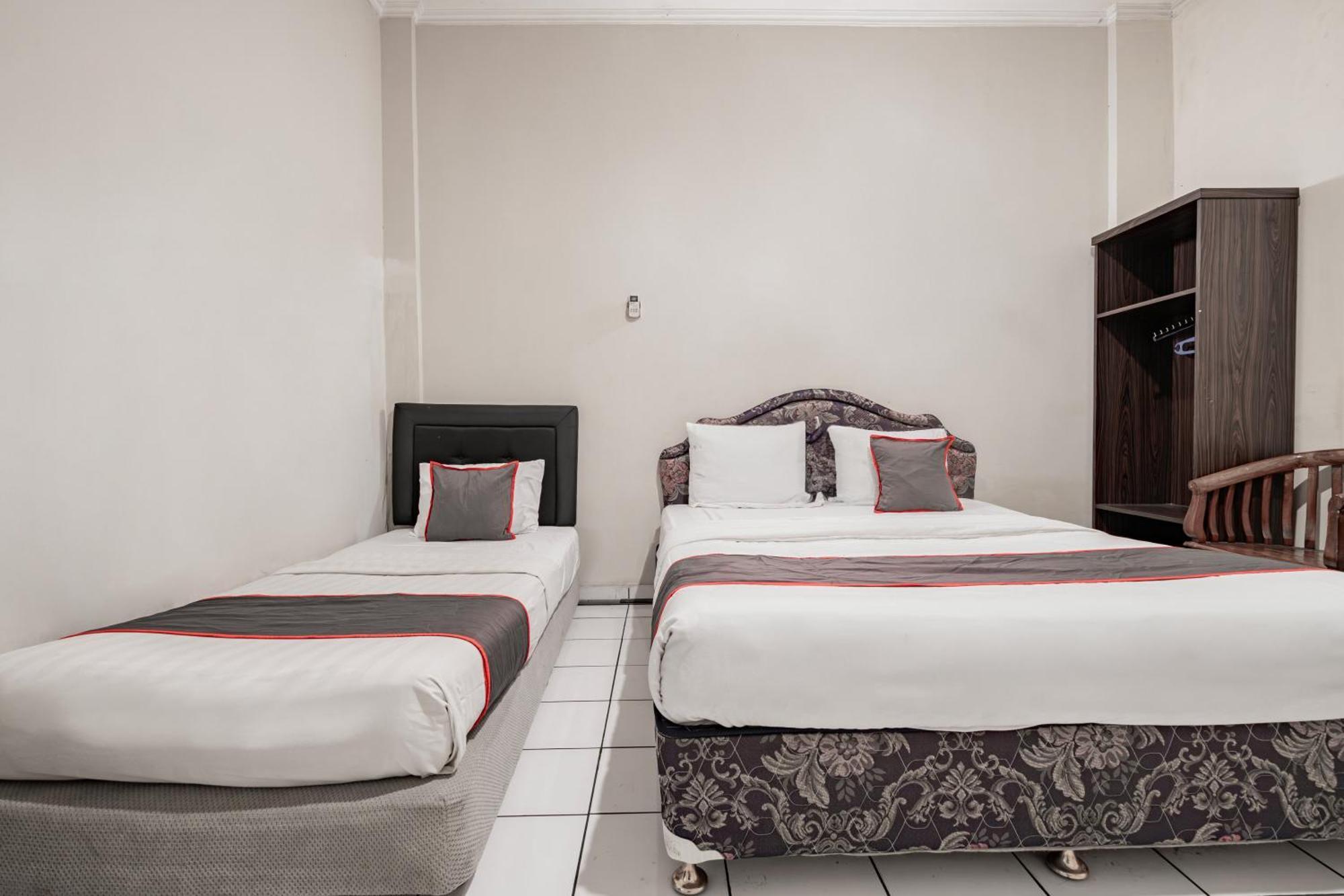 Collection O Hotel Sanira Bandung Exterior foto